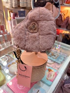 New Juicy Couture Pink Heart-Shaped Faux Fur Coin Purse
